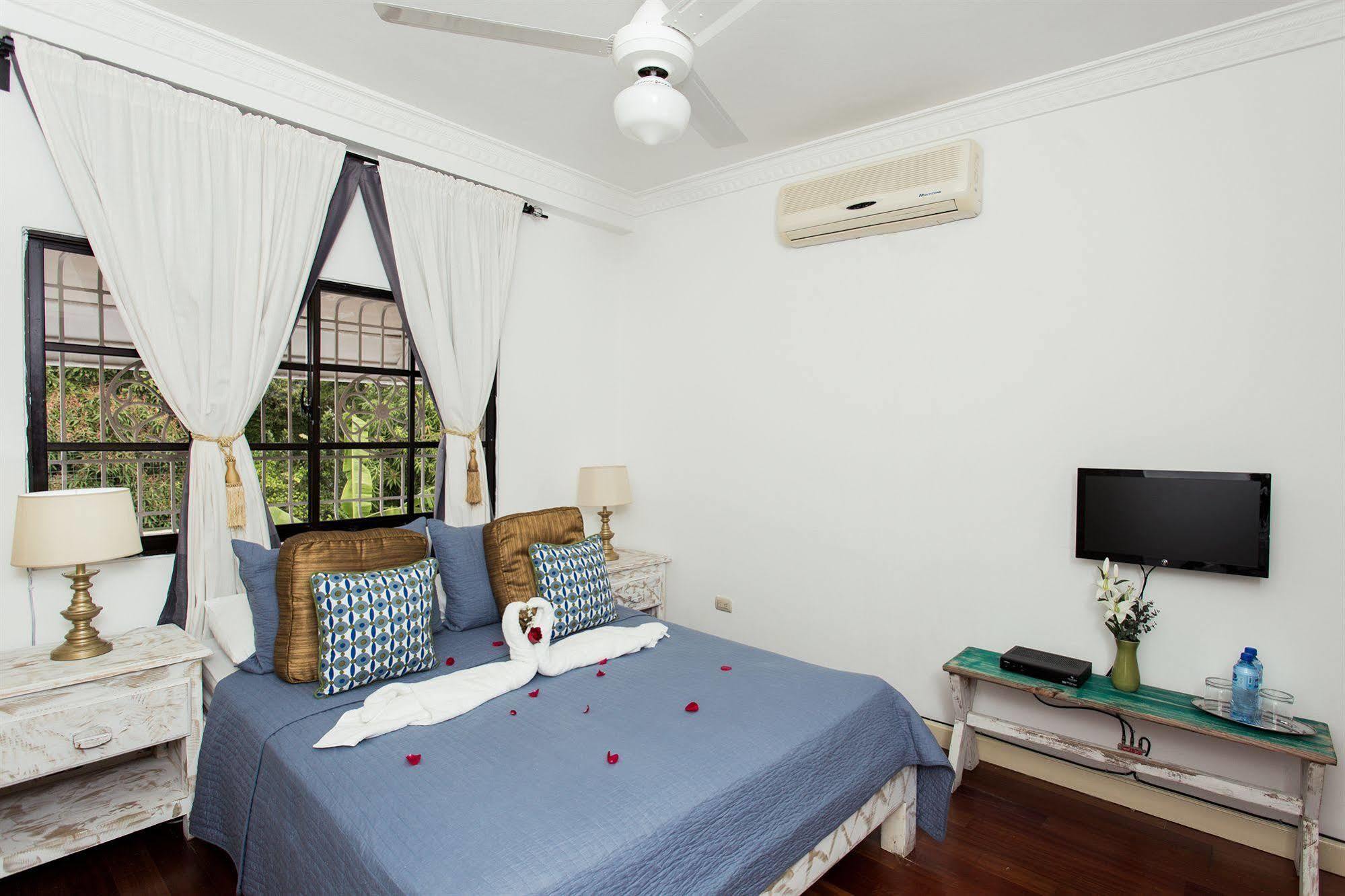 Hotel Portes 9 Santo Domingo Ngoại thất bức ảnh